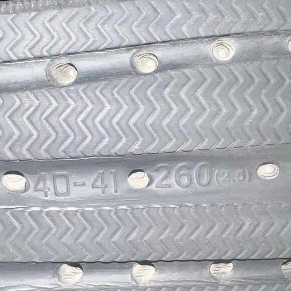 Joomra Pillow Slippers size 40-41 Women 9-10 or Men 7.5-8.5 Black - Picture 10 of 11